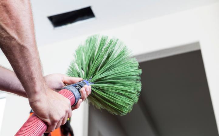 Maintaining Clean Air Ducts Between Services