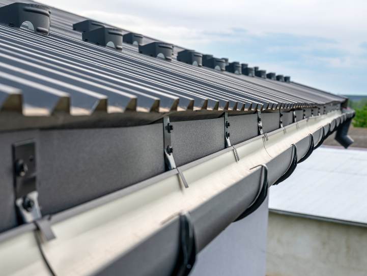 Residential Gutter Cleaning